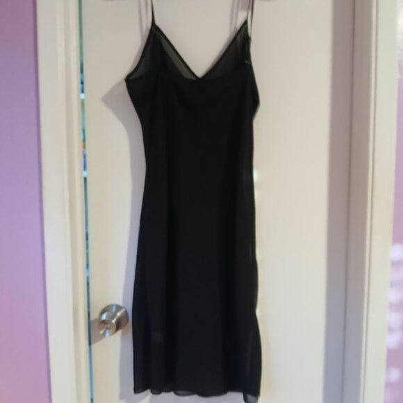 Banana Republic Women's Black Sheer Slip / Dress Size Medium GUC - Picture 6 of 8